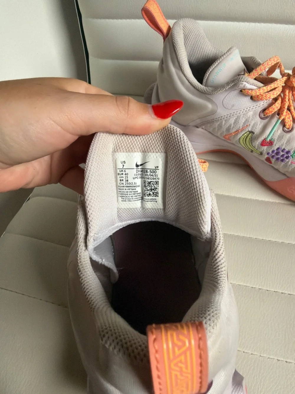 Basketball/volleyball shoes